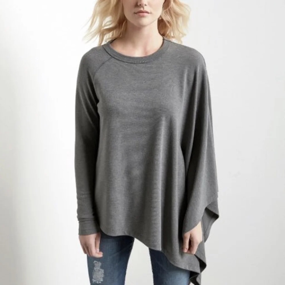Fifteen Twenty Long Sleeve Poncho Women’s Gray Jersey T-shirt Asymmetric Size S